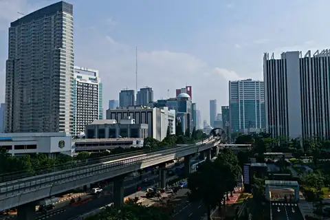Indonesia's Financial Hub Plan Advances as Parliament Panel Approves Special Centres